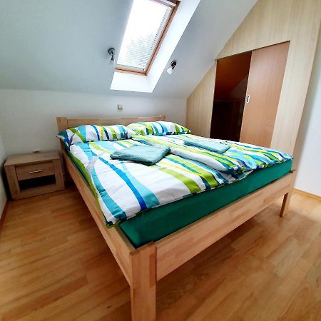 Apartmany Srni U Hlinska Hlinsko Kültér fotó